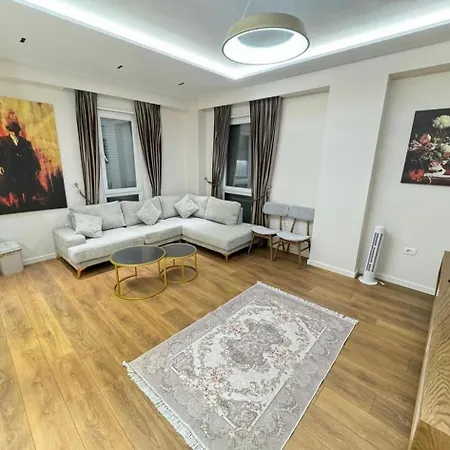 In Blanc Apartman Tirana